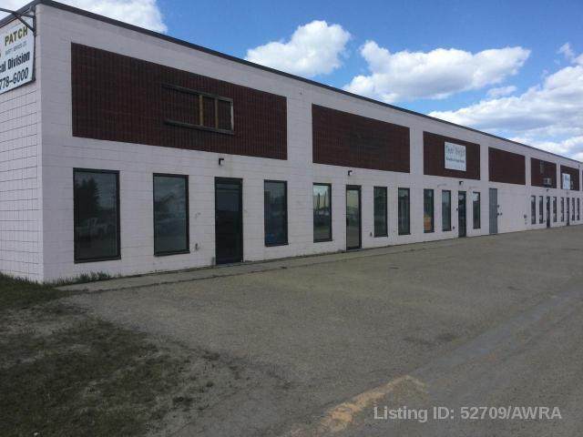 3702 37 AVE - Photo 1