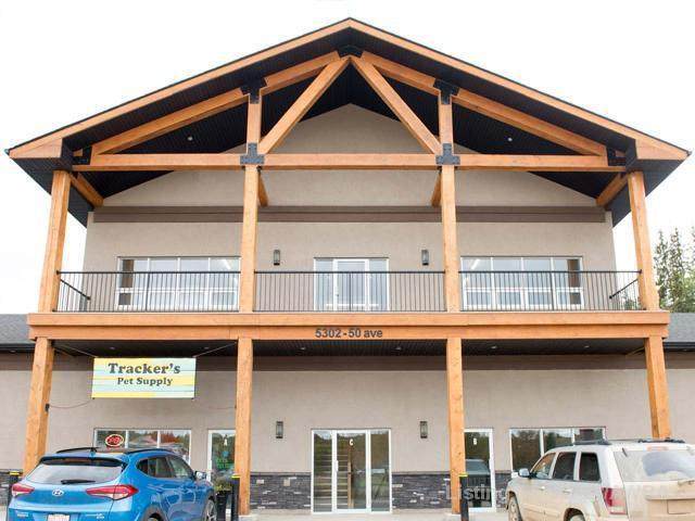 5302C 50 AVE - Photo 1