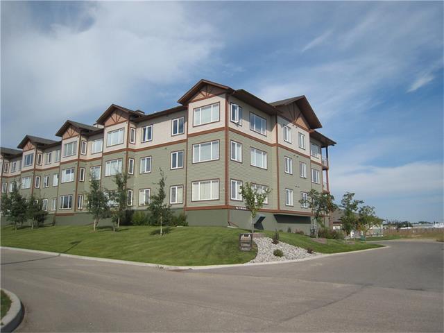 4403 67A Avenue - Photo 1
