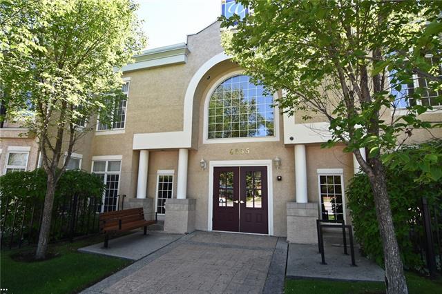 4835 Dalhousie Drive - Photo 1