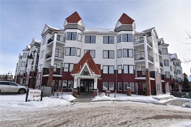 30 Royal Oak Plaza - Photo 1
