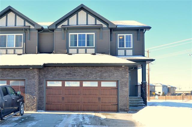 735 Edgefield Crescent - Photo 1