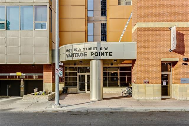 1053 10 Street - Photo 1
