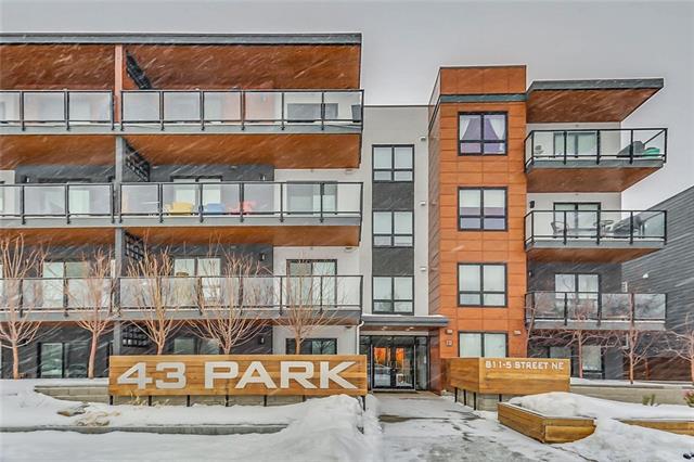 811 5 Street - Photo 1