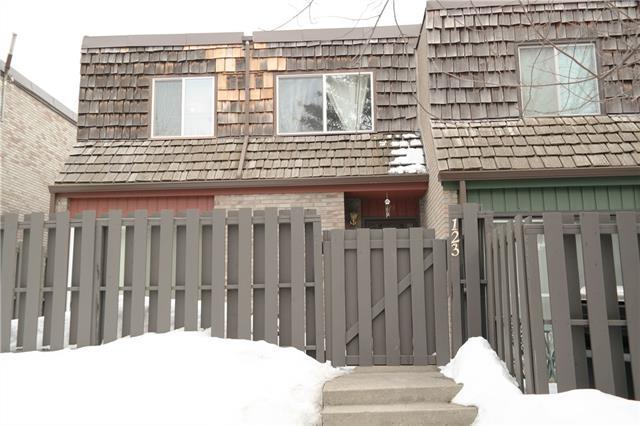 210 86 Avenue - Photo 1