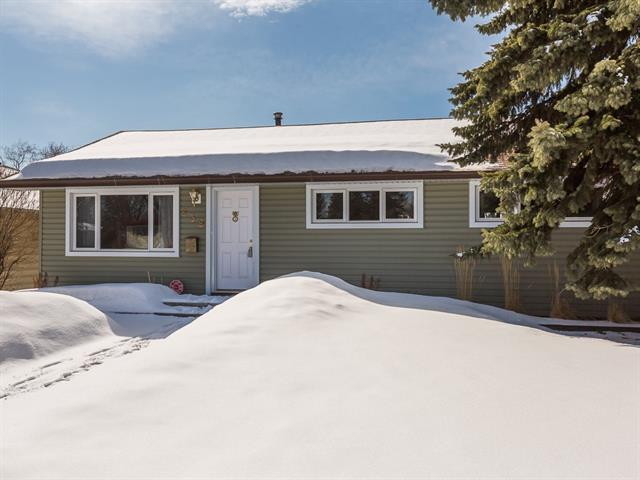 939 40 Avenue - Photo 1
