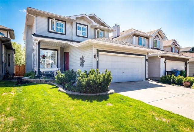 157 Mt Selkirk Close - Photo 1