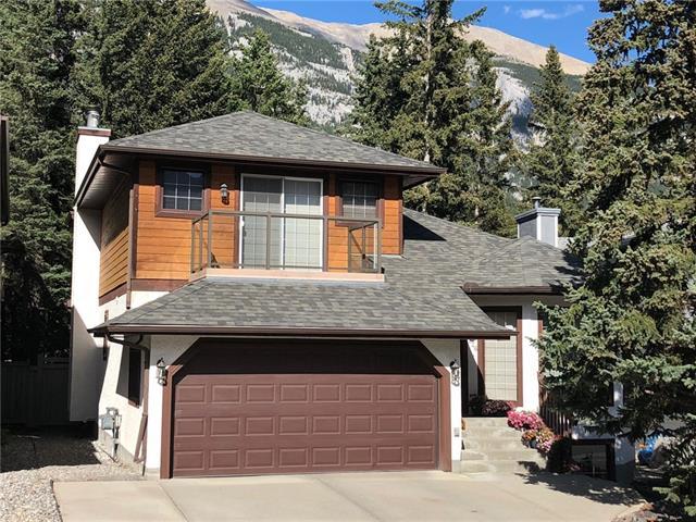 326 Canyon Close - Photo 1