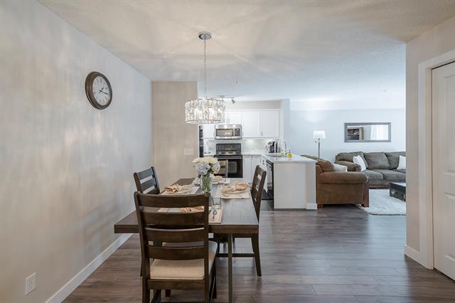 2371 Eversyde Avenue - Photo 1