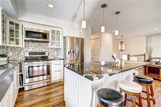 304 Braniff Place - Photo 1