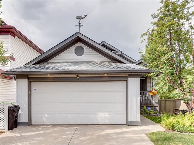 55 Cranfield Crescent - Photo 1