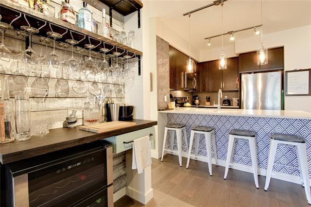 25 Auburn Meadows Avenue - Photo 1