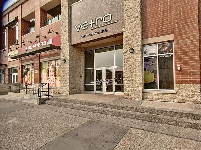 210 15 Avenue - Photo 1