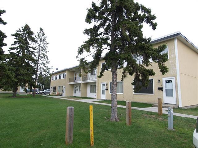 2211 19 Street - Photo 1