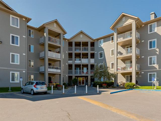 604 8 Street - Photo 1