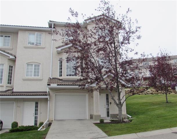 42 Hamptons Link - Photo 1