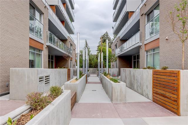 1234 5 Avenue - Photo 1