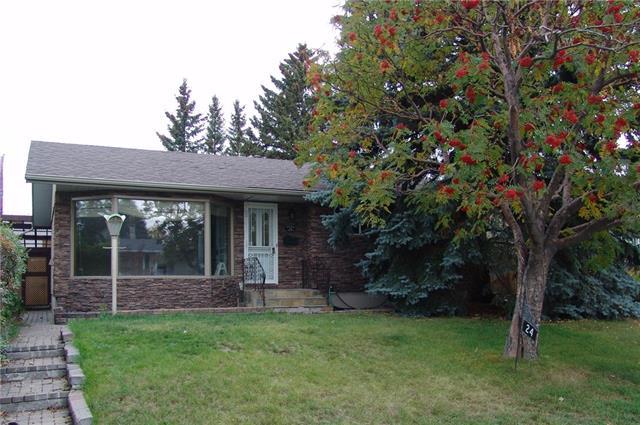 24 Maple Court Crescent - Photo 1