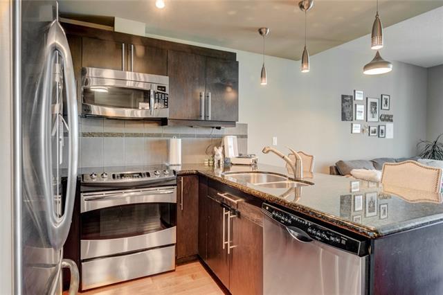 817 15 Avenue - Photo 1