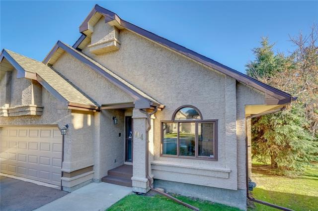 114 Oakbriar Close - Photo 1