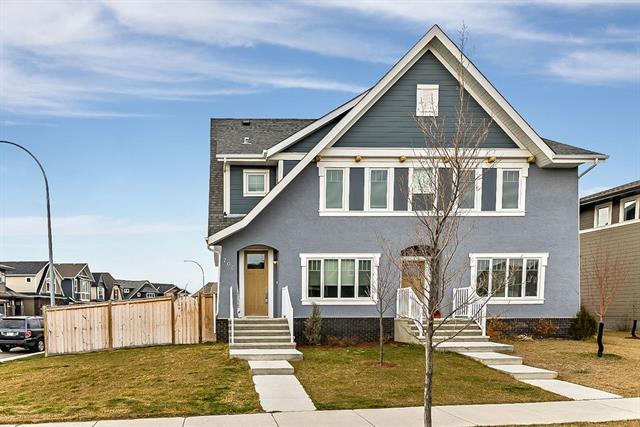700 Mahogany Boulevard - Photo 1