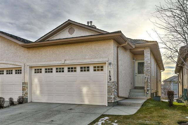 149 Royal Crest View - Photo 1