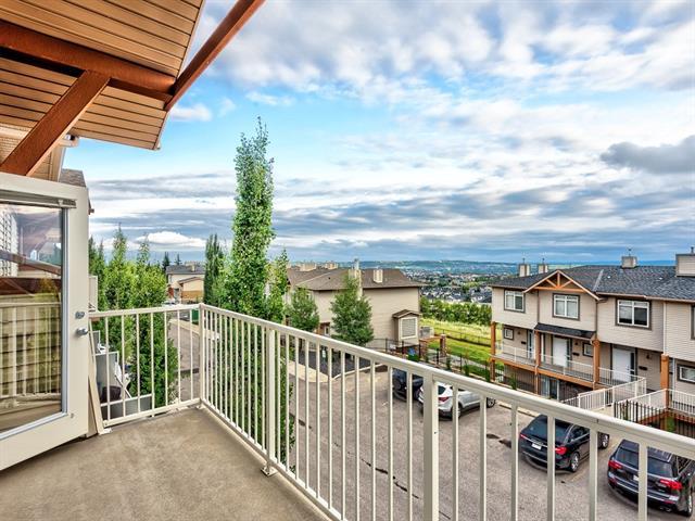 156 Rockyledge View - Photo 1
