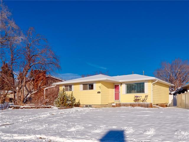 5428 Taylor Crescent - Photo 1