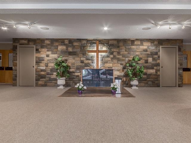 3325 49 Street - Photo 1