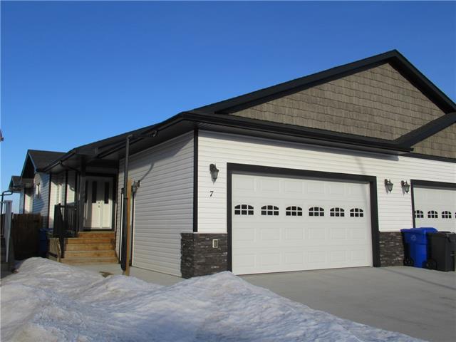7 Violet Close - Photo 1