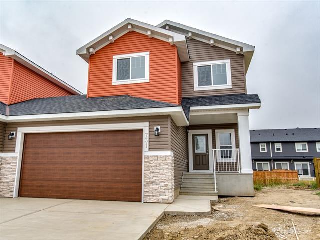 731 Edgefield Crescent - Photo 1