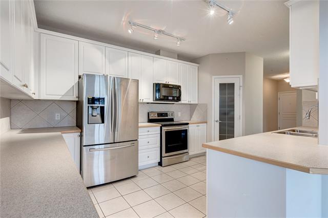 2309 Lake Fraser Green - Photo 1