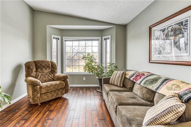 36 Green Meadow Crescent - Photo 1