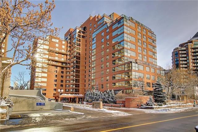 318 26 Avenue - Photo 1