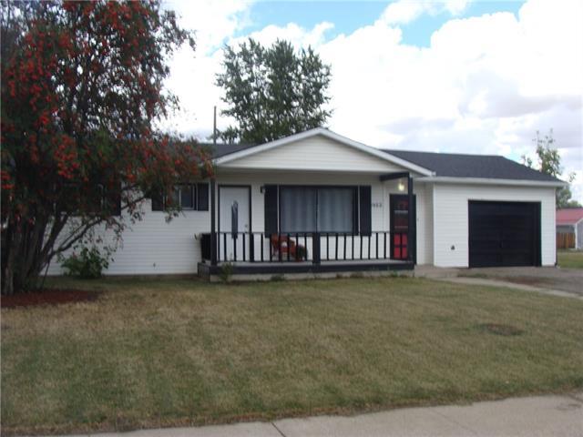 1422 19 Avenue - Photo 1