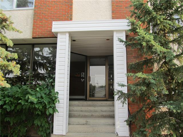 1 Chinook Crescent - Photo 1