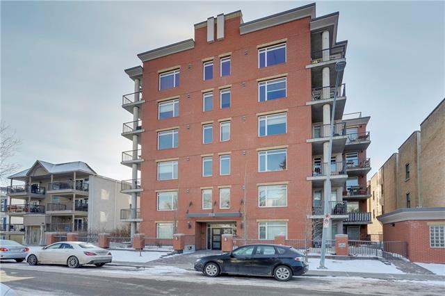 333 22 Avenue - Photo 1
