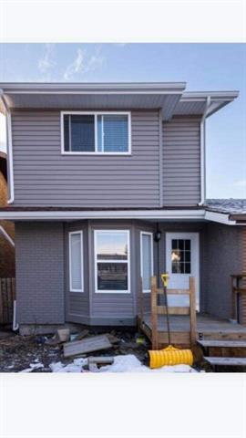 4243 49 Street - Photo 1