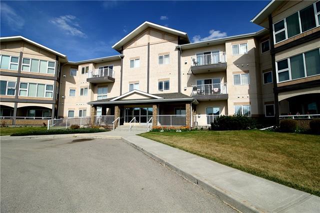 43 Westlake Circle - Photo 1