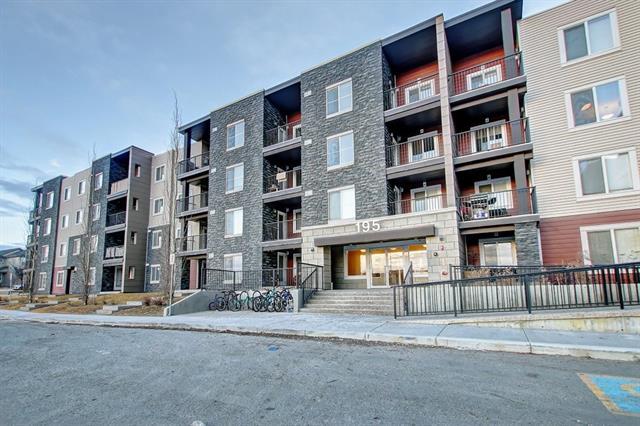 195 Kincora Glen Road - Photo 1