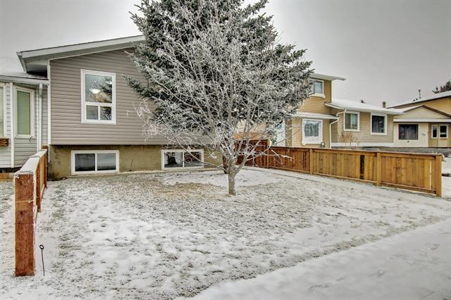 64 Aspen Crescent - Photo 1