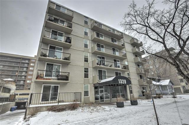 1328 13 Avenue - Photo 1