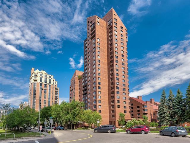 500 Eau Claire Avenue - Photo 1