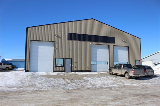 4210 46 Avenue - Photo 1
