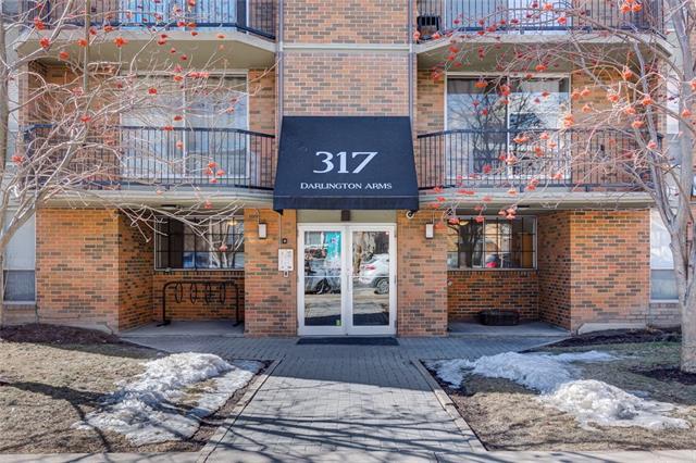 317 14 Avenue - Photo 1