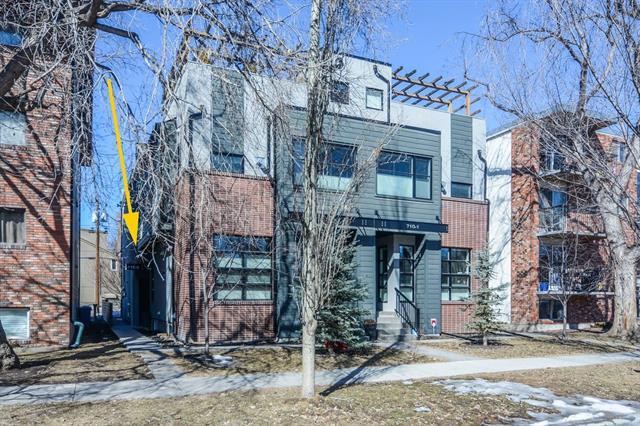 712 1 Avenue - Photo 1