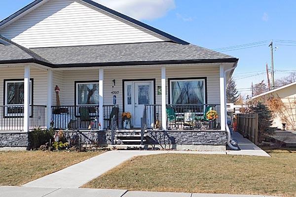 4707 2 Street - Photo 1