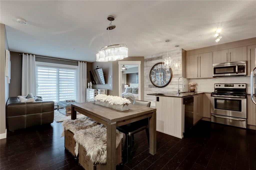 11 Mahogany Row - Photo 1