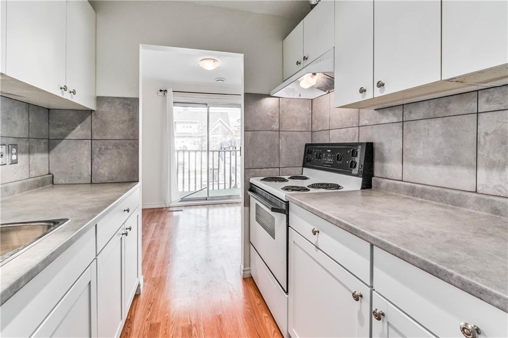 6124 Bowness Road - Photo 1