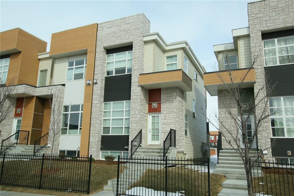 1530 Bayside Avenue - Photo 1